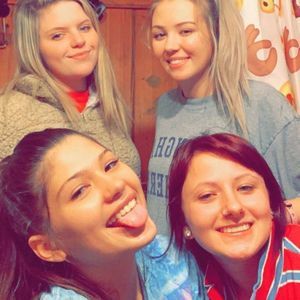 Meet your Posher, Britini